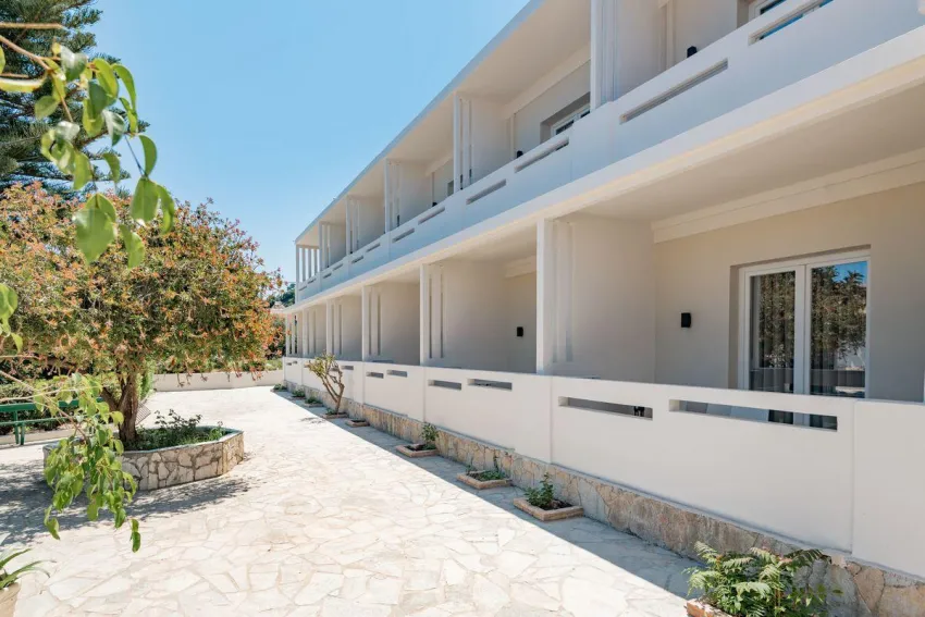 Capriccio Studios 4*-24