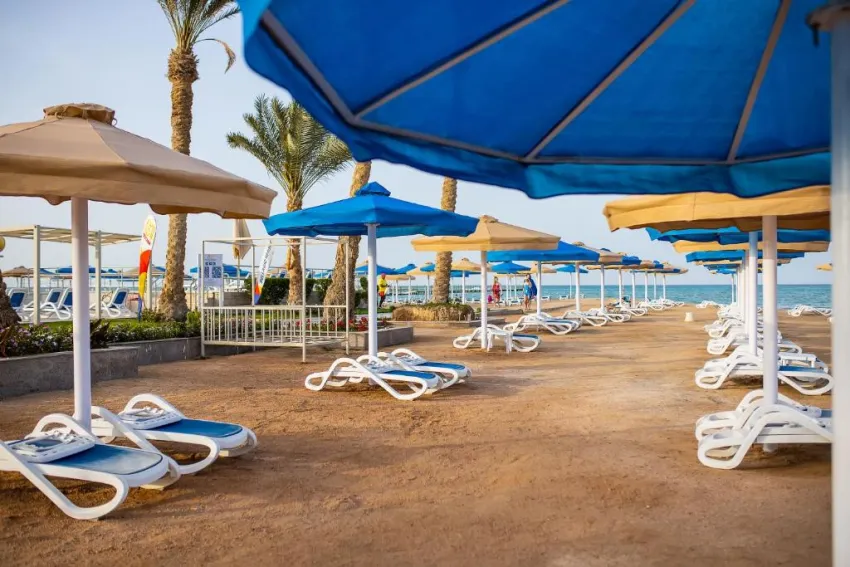 BELLAGIO BEACH RESORT & SPA  4*-18