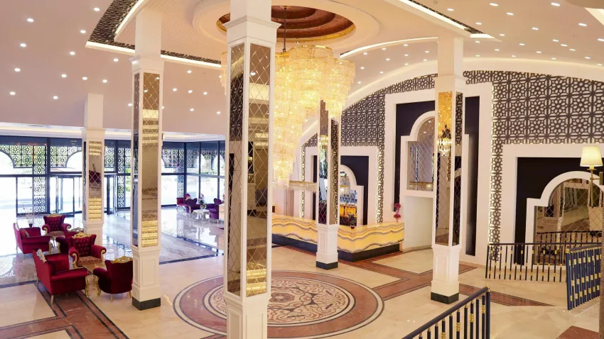 Dream World Palace 5*-5