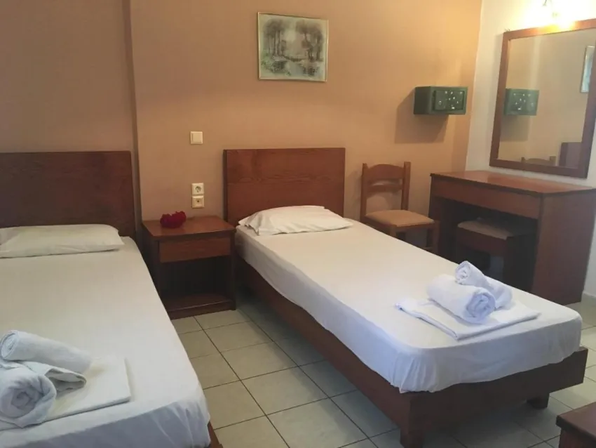 LITSA & EFI APARTMENTS 3*-14