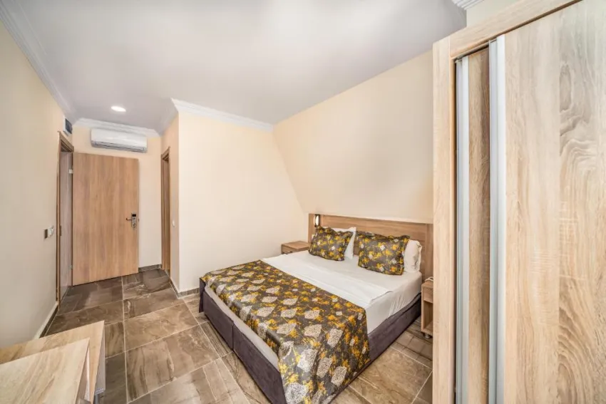 ARSI PARADISE BEACH HOTEL  3*-4