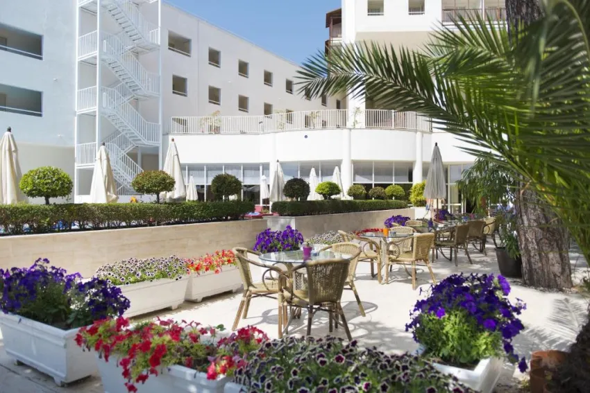 SEVEN SEAS HOTEL LIFE (OTIUM HOTEL LIFE)  5*-20