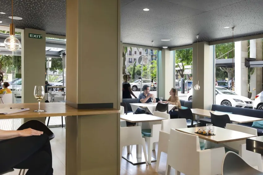 Saratoga Hotel 4*-12