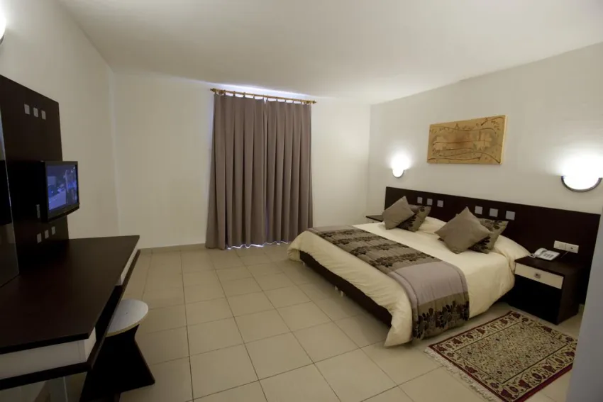 Novostar Dar Khayam 3*-4