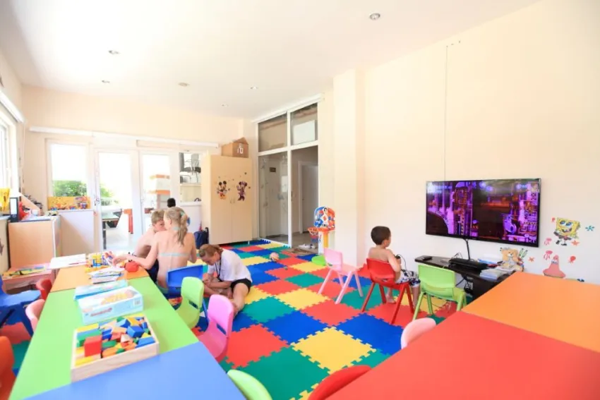 CATS GARDEN HOTEL  3*-13