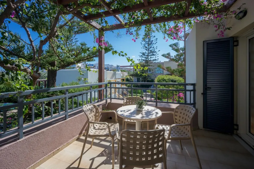 Your Memories Hotel 3*-29