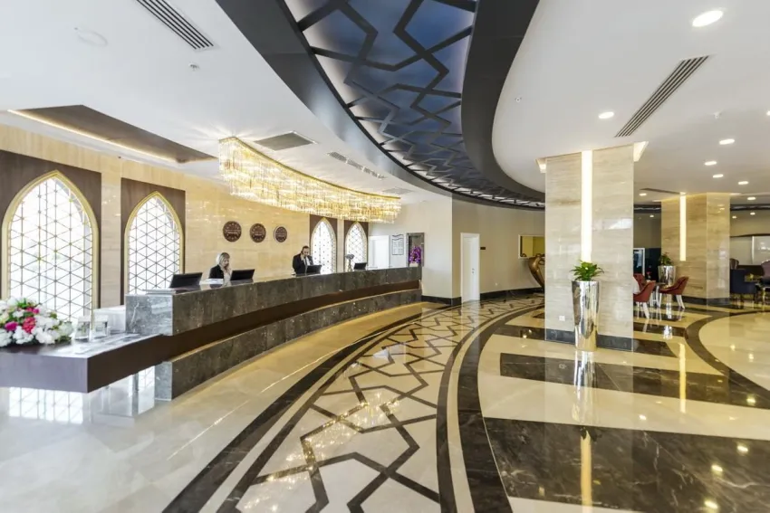 Dream World Hill 5*-18