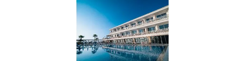 La Perla Hotel 4*-11