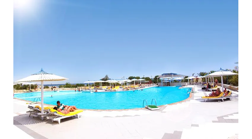 CORAL BEACH RESORT HOTEL  4*-18