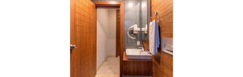 Lancora Beach Hotel 4*-8