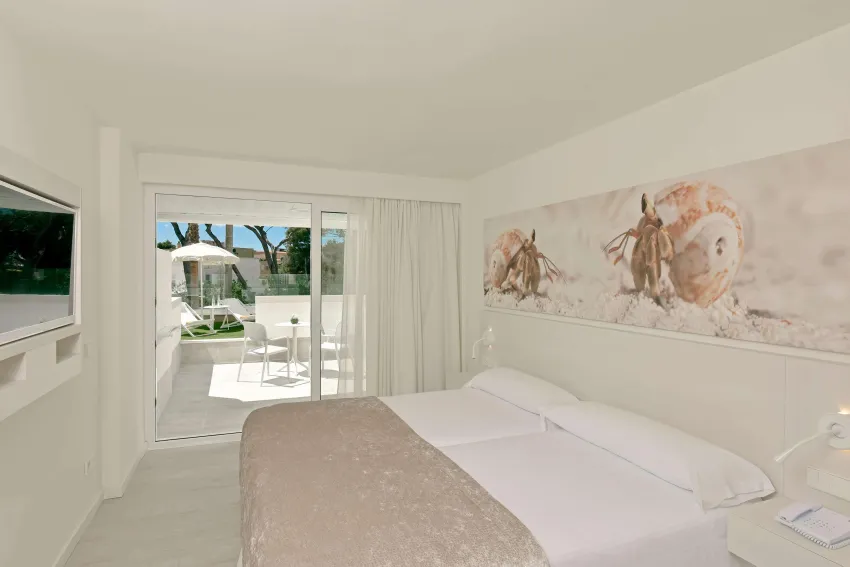 Iberostar Waves Cristina 4*-22