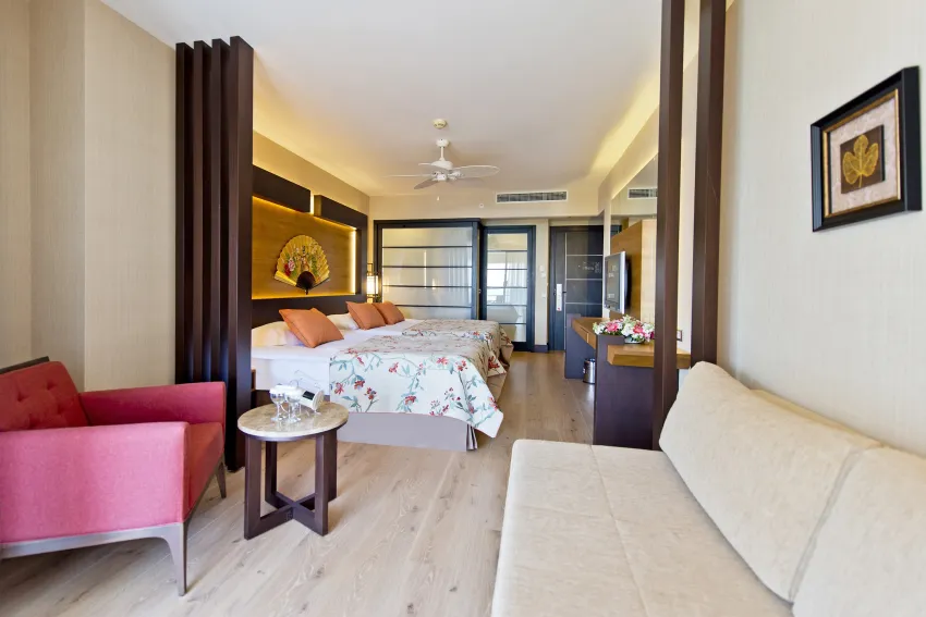 Limak Lara Deluxe Hotel 5*-7
