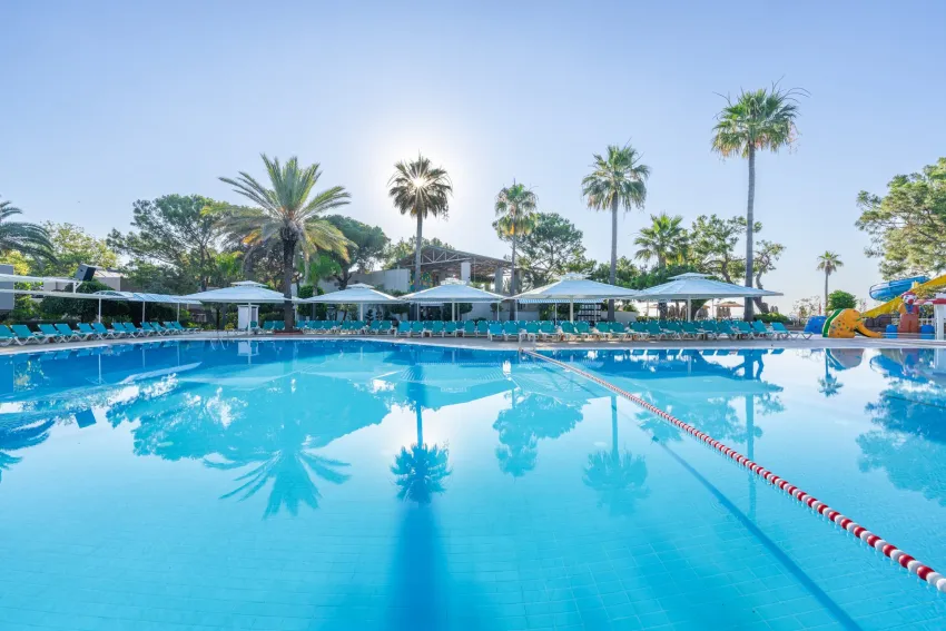 Pirates Beach Club 5*-4