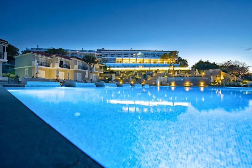 Alexandra Beach Resort 4*-5