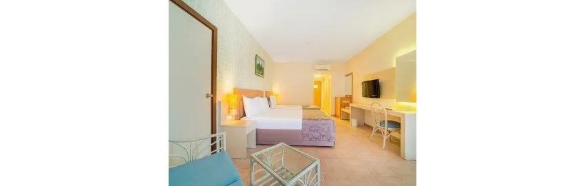 Justiniano Park Conti 4*-25