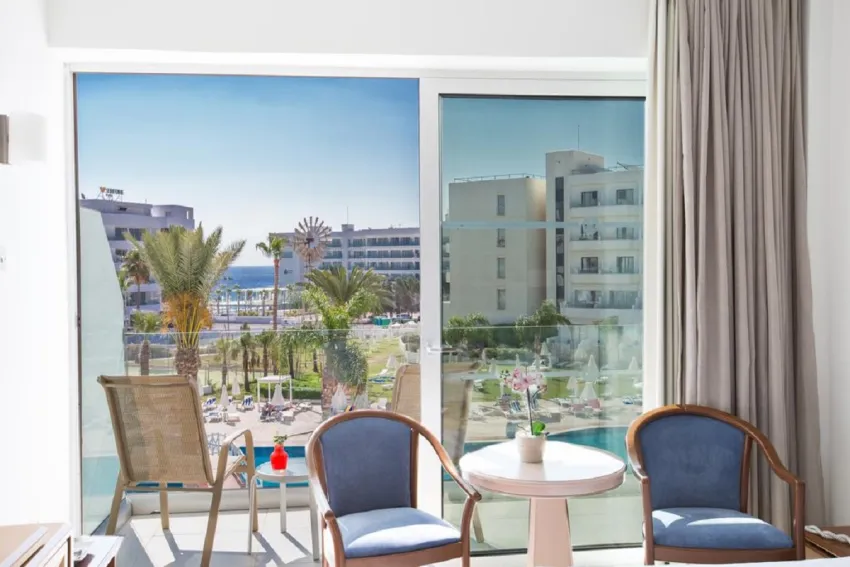 Tsokkos Beach Hotel 4*-20