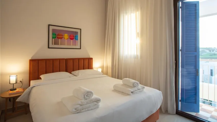 LIV & Co Suites & Villas 4*-10