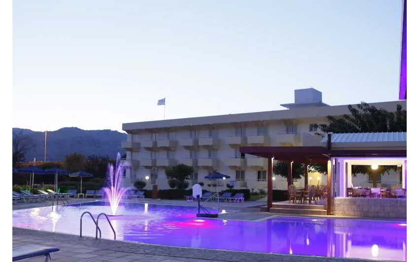 Zoes Hotel 3*-99