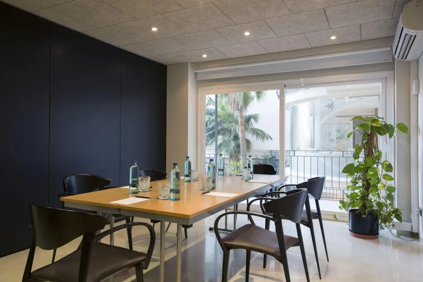 Saratoga Hotel 4*-96