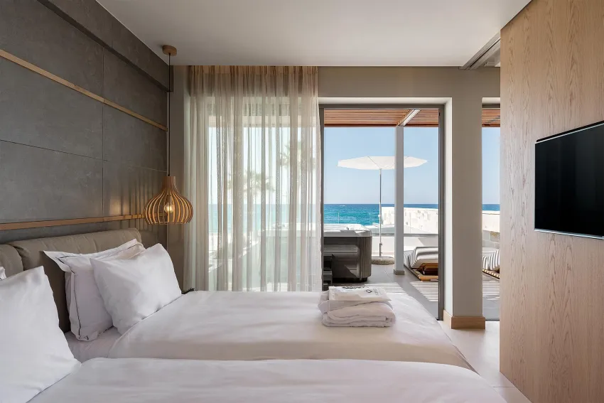 Ikones SeaFront Luxury Suites 5*-13