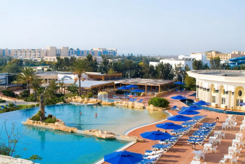 MEDINA BELISAIRE & THALASSO  4*-4