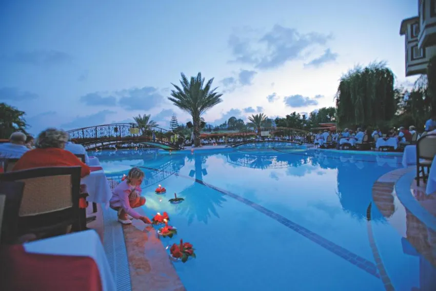 NOVA PARK HOTEL  5*-5