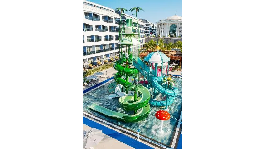 Liu Resorts 5*-111