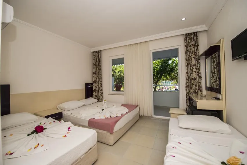 Elis Beach Hotel 3*-6