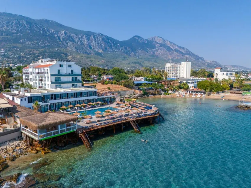 MANOLYA HOTEL  3*-17