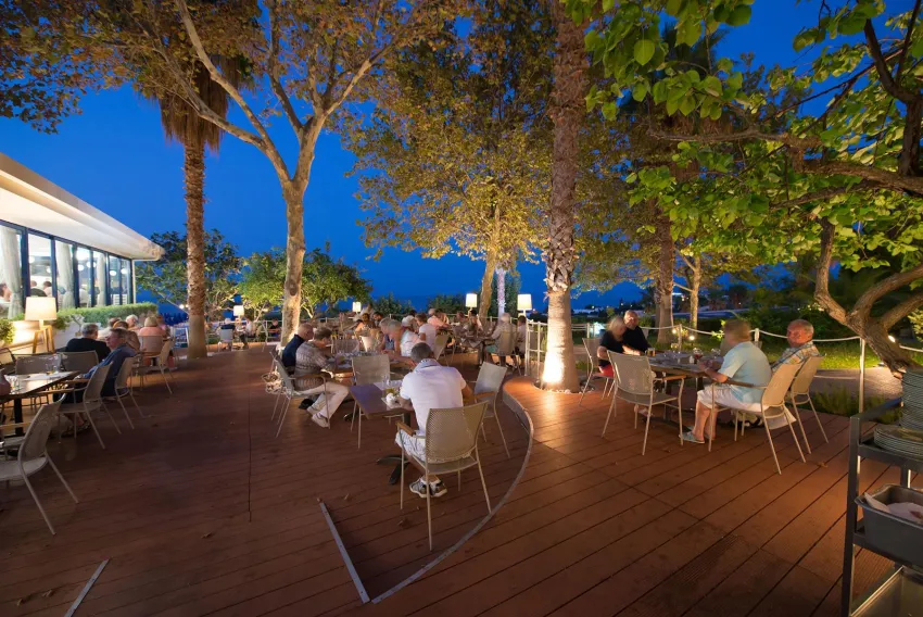 Royal & Imperial Belvedere 4*-8