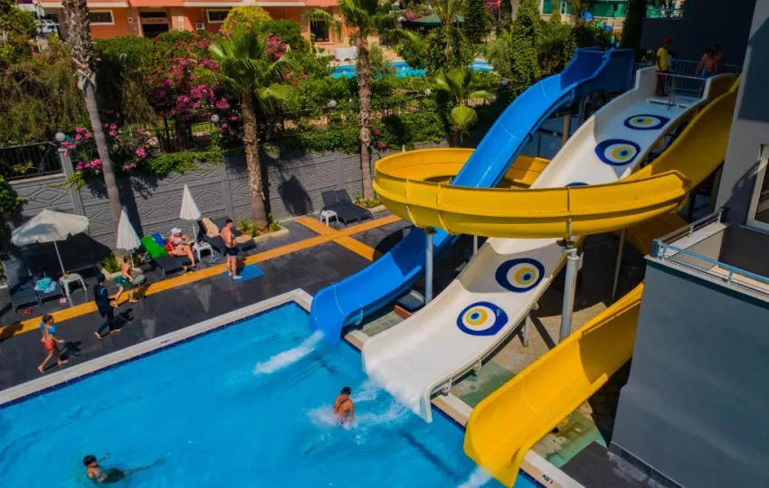 SENZA GRAND SANTANA HOTEL  4*-70