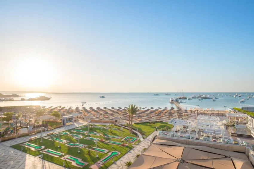 PICKALBATROS WHITE BEACH RESORT  5*-21
