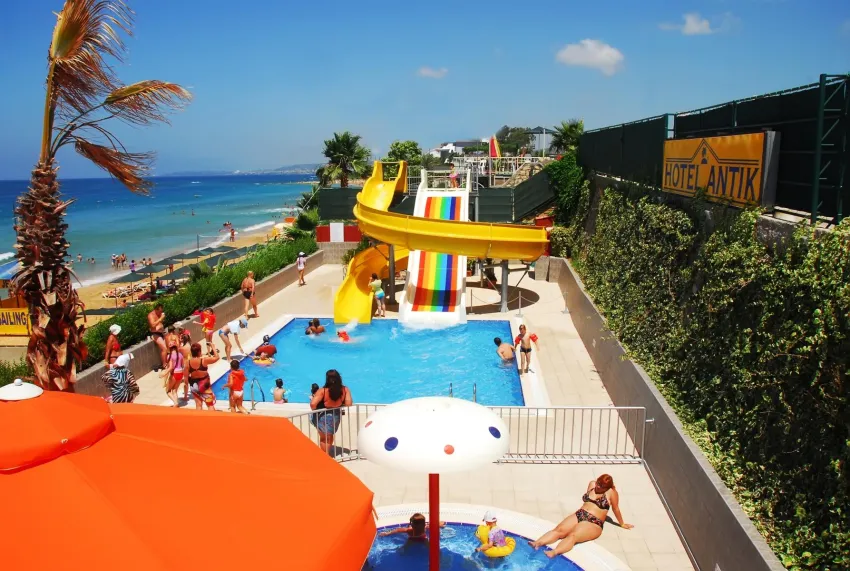 Antik Garden & Hotel Antik 4*-3