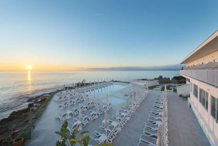 Hotel Atolon & Kaafu Beach Club 4*-4