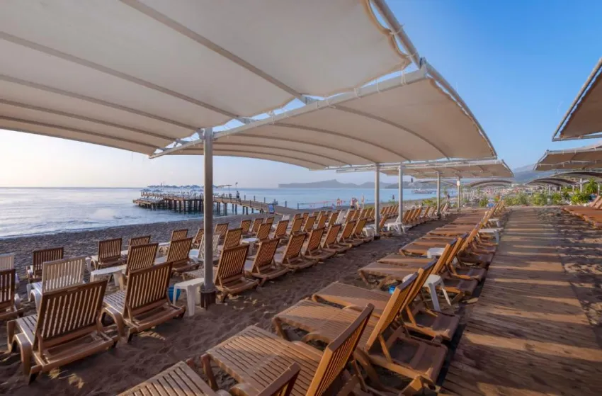 TRANSATLANTIK HOTEL & SPA  5*-26