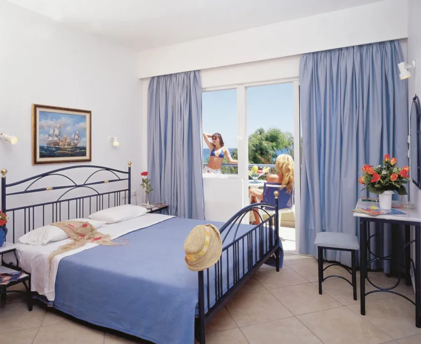 Corissia Beach 4*-11