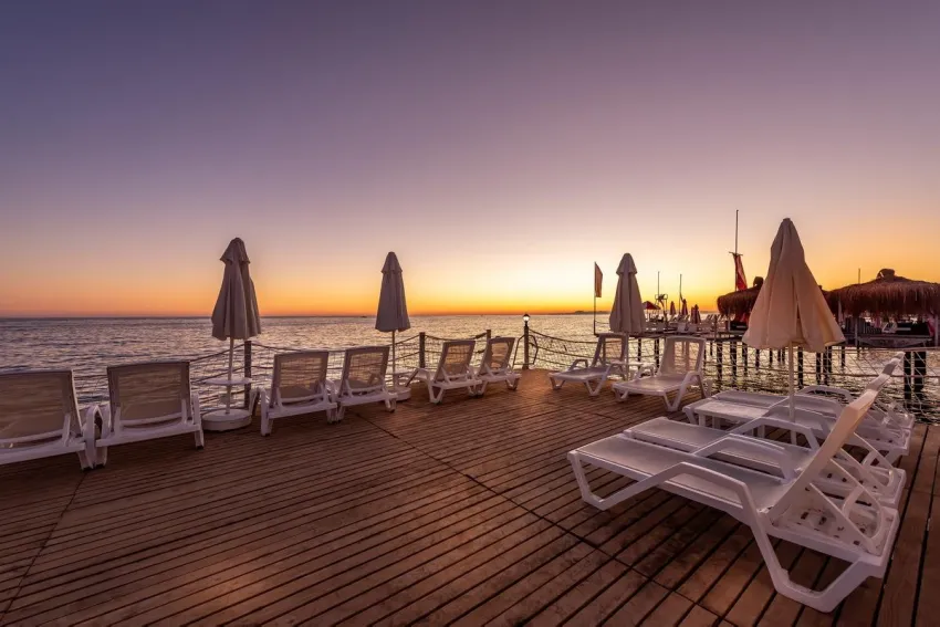White City Beach (Adults Only 16+) 4*-20