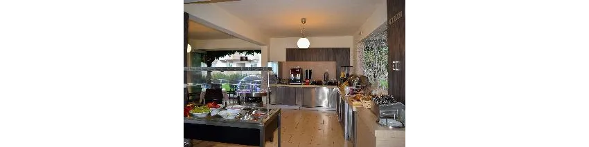 Zoes Hotel 3*-102