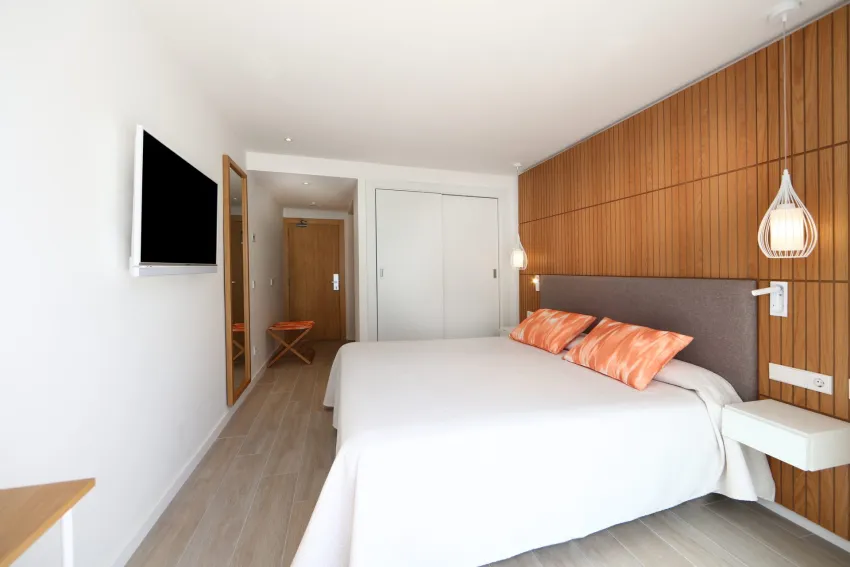 Iberostar Waves Playa de Muro 4*-23