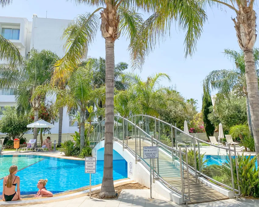 Anesis Hotel 3*-70