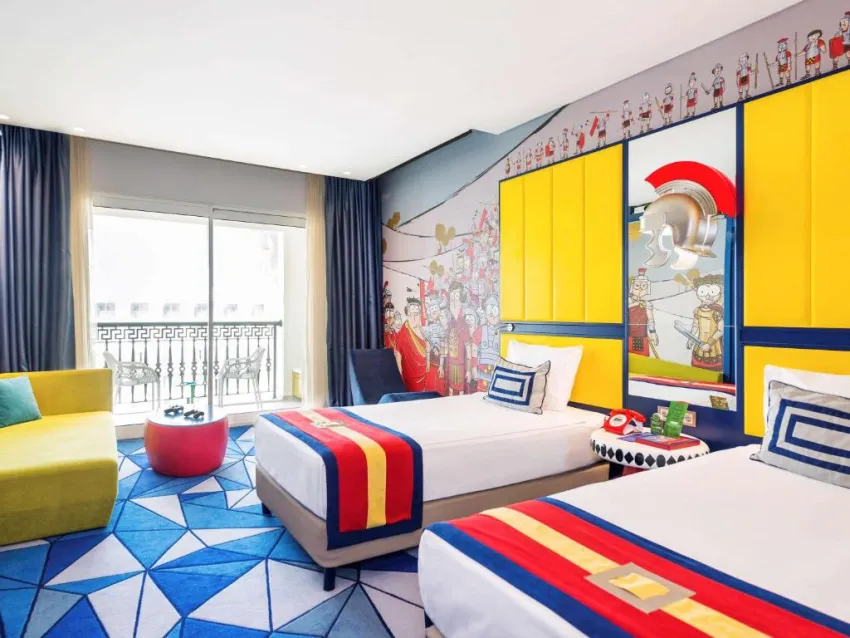 THE LAND OF LEGENDS KINGDOM HOTEL  5*-42