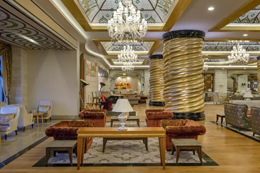 ROYAL HOLIDAY PALACE  5*-40