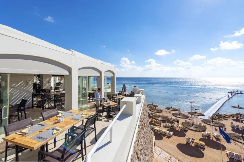 Reef Oasis Beach Resort 4*-9