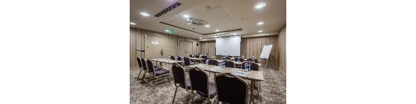 HOLIDAY INN ANTALYA LARA 5*-75