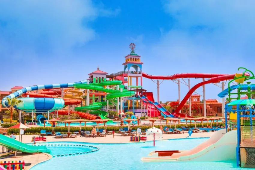 CHARMILLION GARDENS AQUA PARK  5*-5