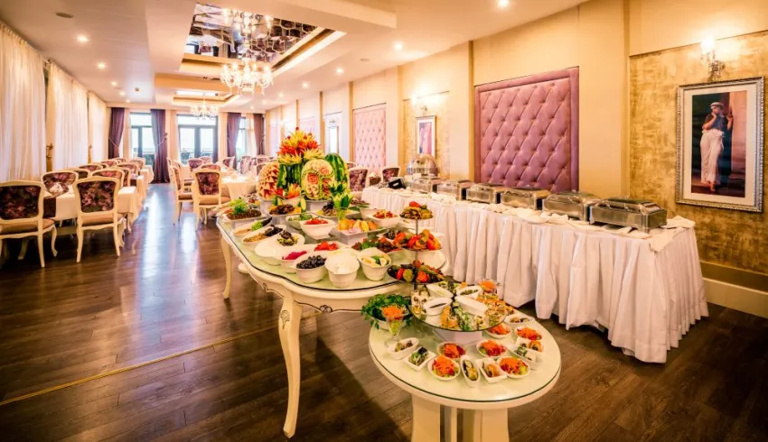 VUNI PALACE HOTEL  5*-6