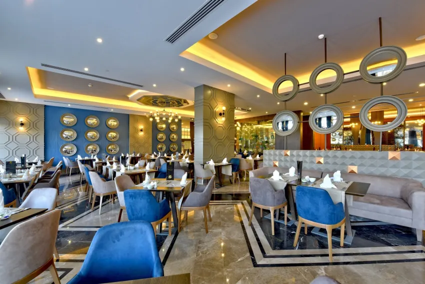 Side Star Elegance 5*-3