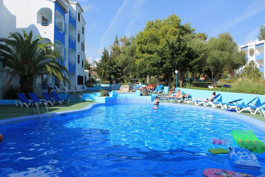 Europa Apartments 2*-4