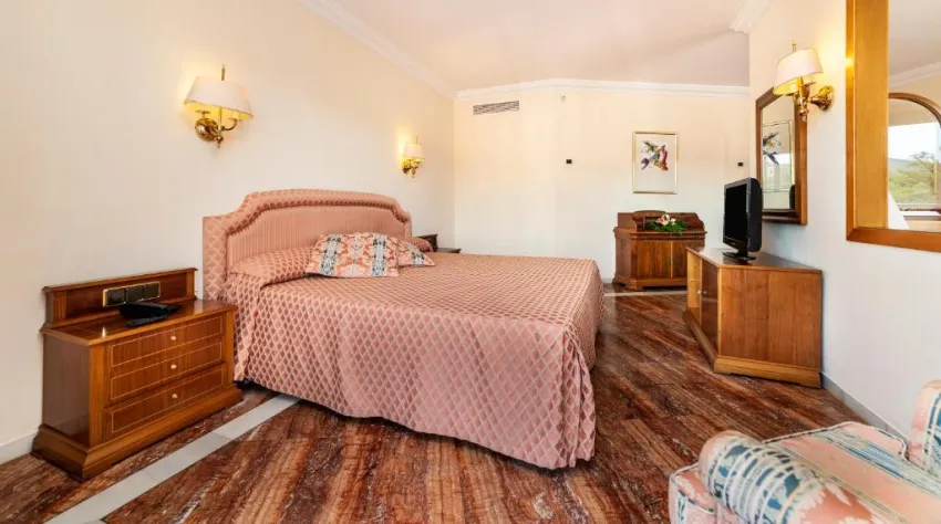 Serrano Palace 5*-21