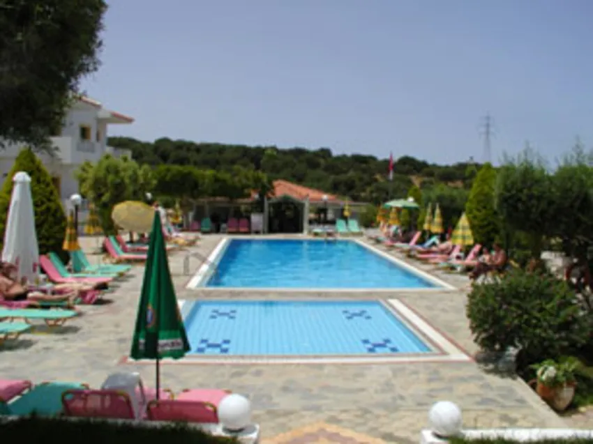 Nikolas Villas Chersonissos 2*-2